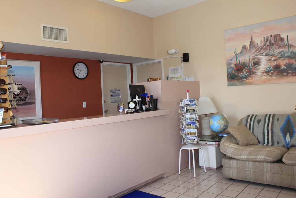 Americas Best Value Inn Needles Buitenkant foto
