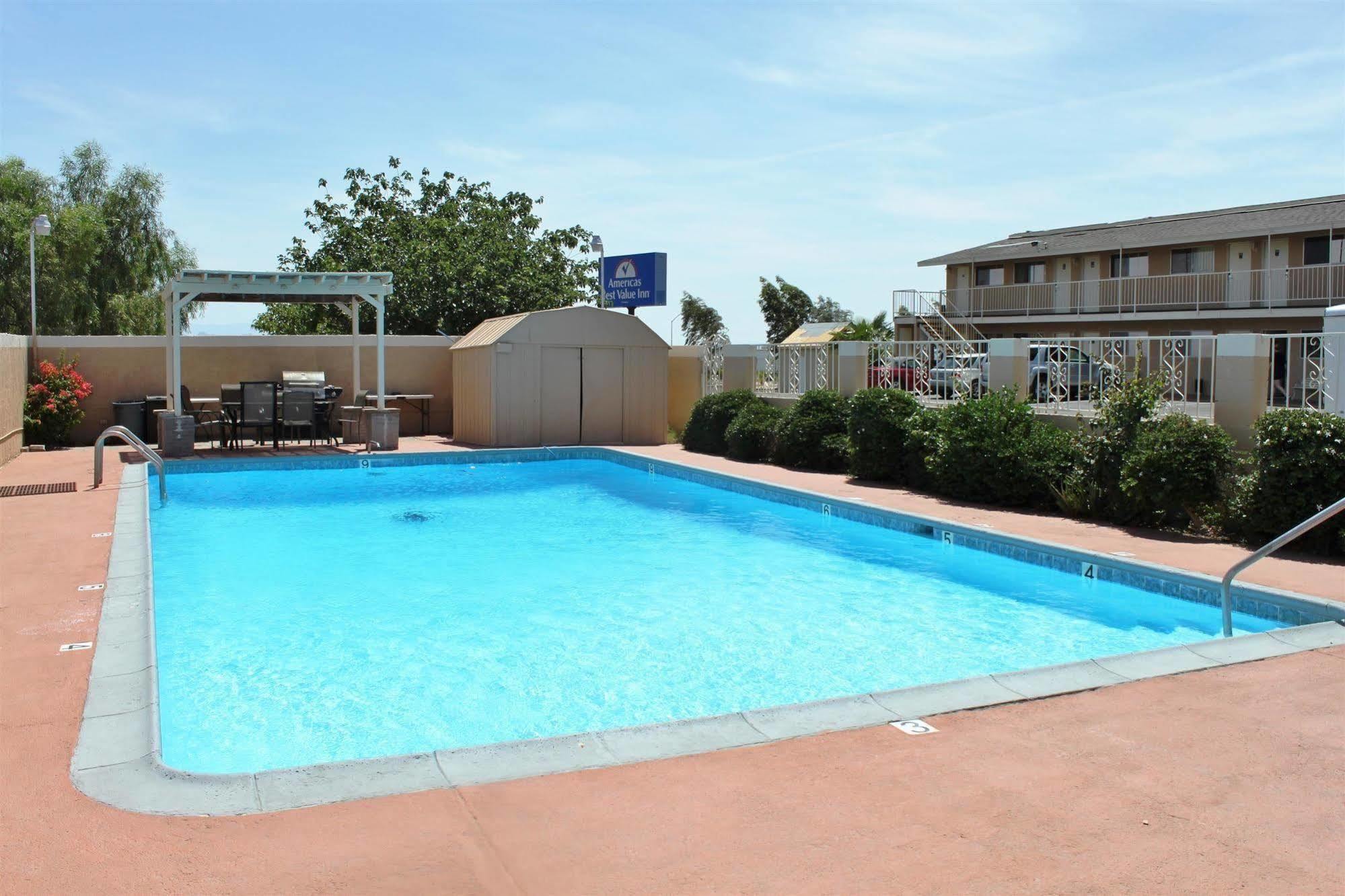 Americas Best Value Inn Needles Buitenkant foto
